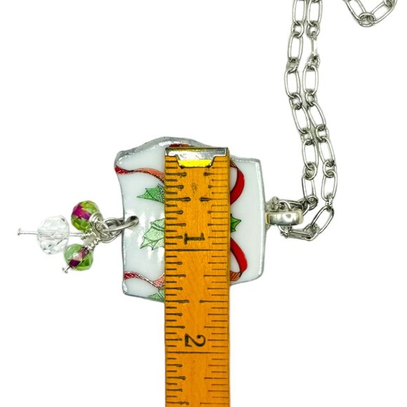 Broken China Christmas Holly Pendant w/ Crystals Wicks n Sticks Plate Collection - Picture 8 of 15